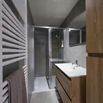 Apartment Bright Cosy Corner & Free Parking *