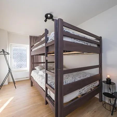 דירה The Bright Cosy Corner