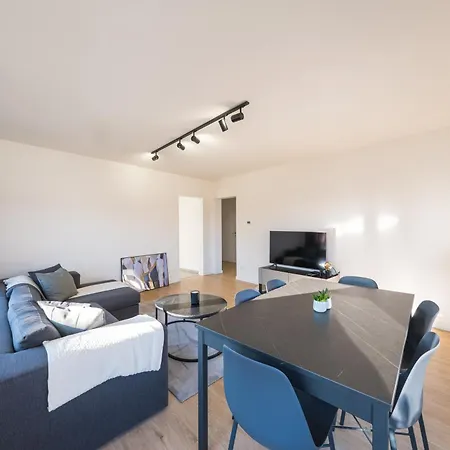 Bright Cosy Corner & Free Parking Ostend